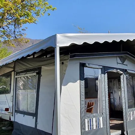 Italia 90 Caravans Campingplatz Domaso