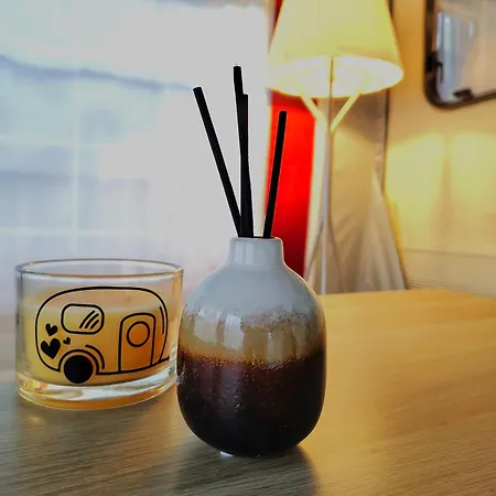 Italia 90 Caravans Domaso