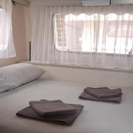 Κάμπινγκ Italia 90 Caravans *