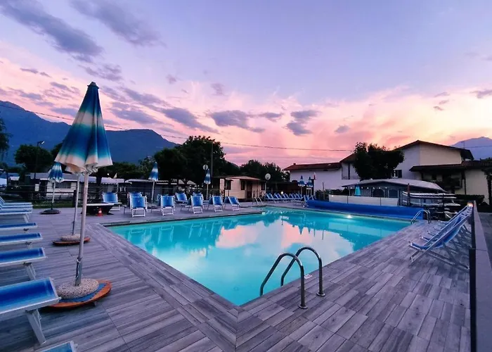 Italia 90 Caravans 캠프장 도마소