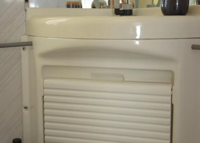 캠프장 Italia 90 Caravans 도마소