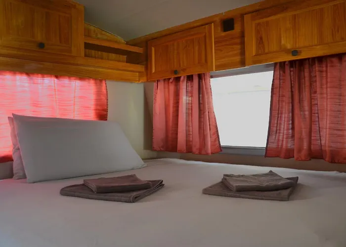 Italia 90 Caravans * 도마소