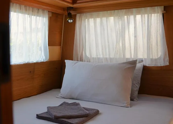 Kemping Italia 90 Caravans Domaso